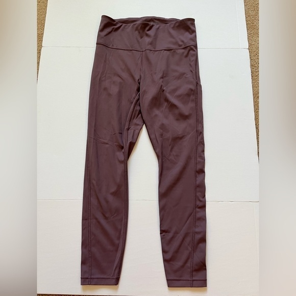 Athleta Ultimate Stash Pocket 7/8 Tight size Small - Picture 1 of 11